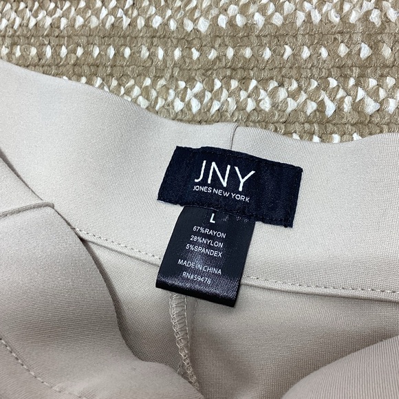 NWT Jones New York large Tan Cropped Pants - Picture 8 of 12